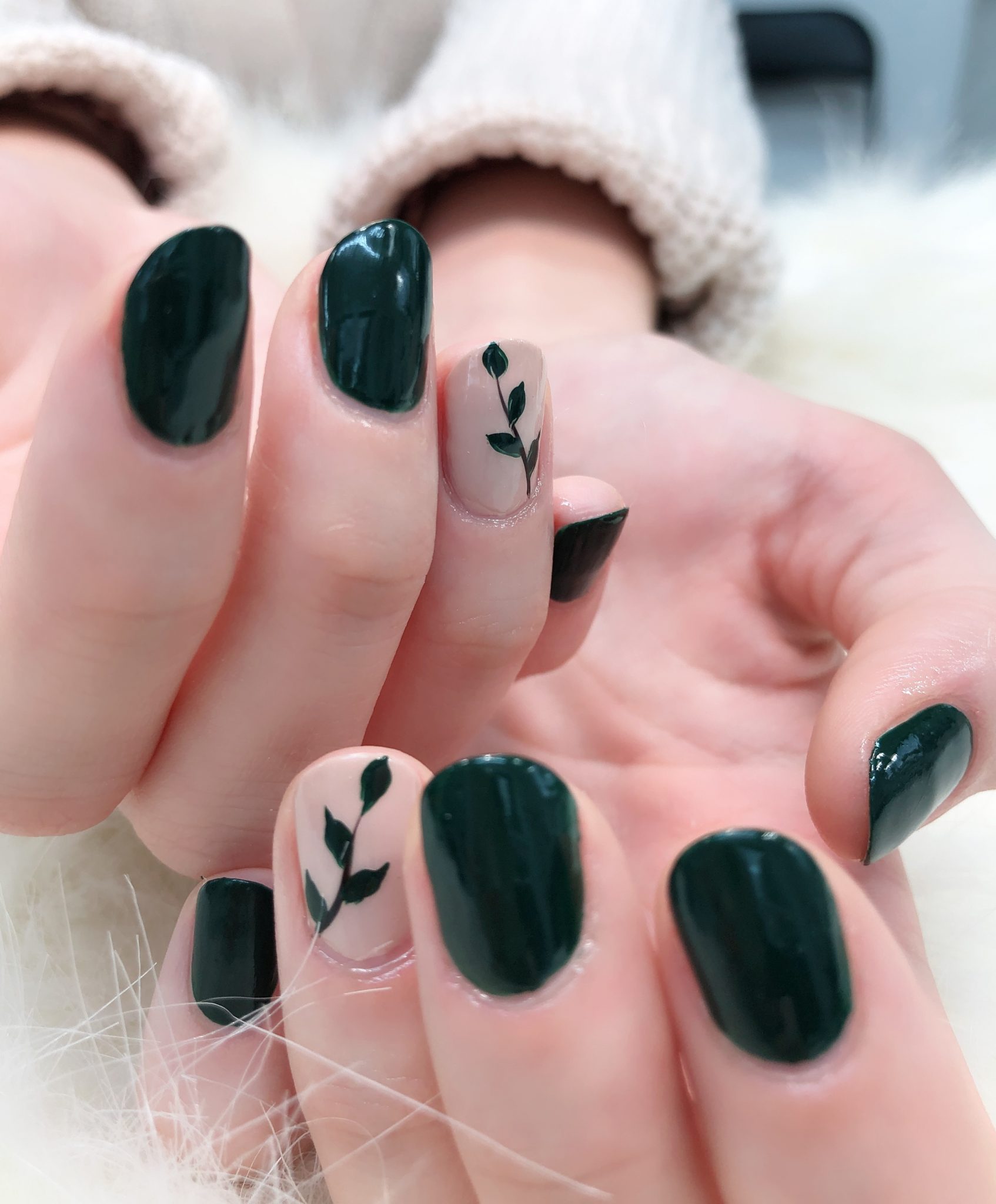 Deluxe Manicure 26 Chic Nails